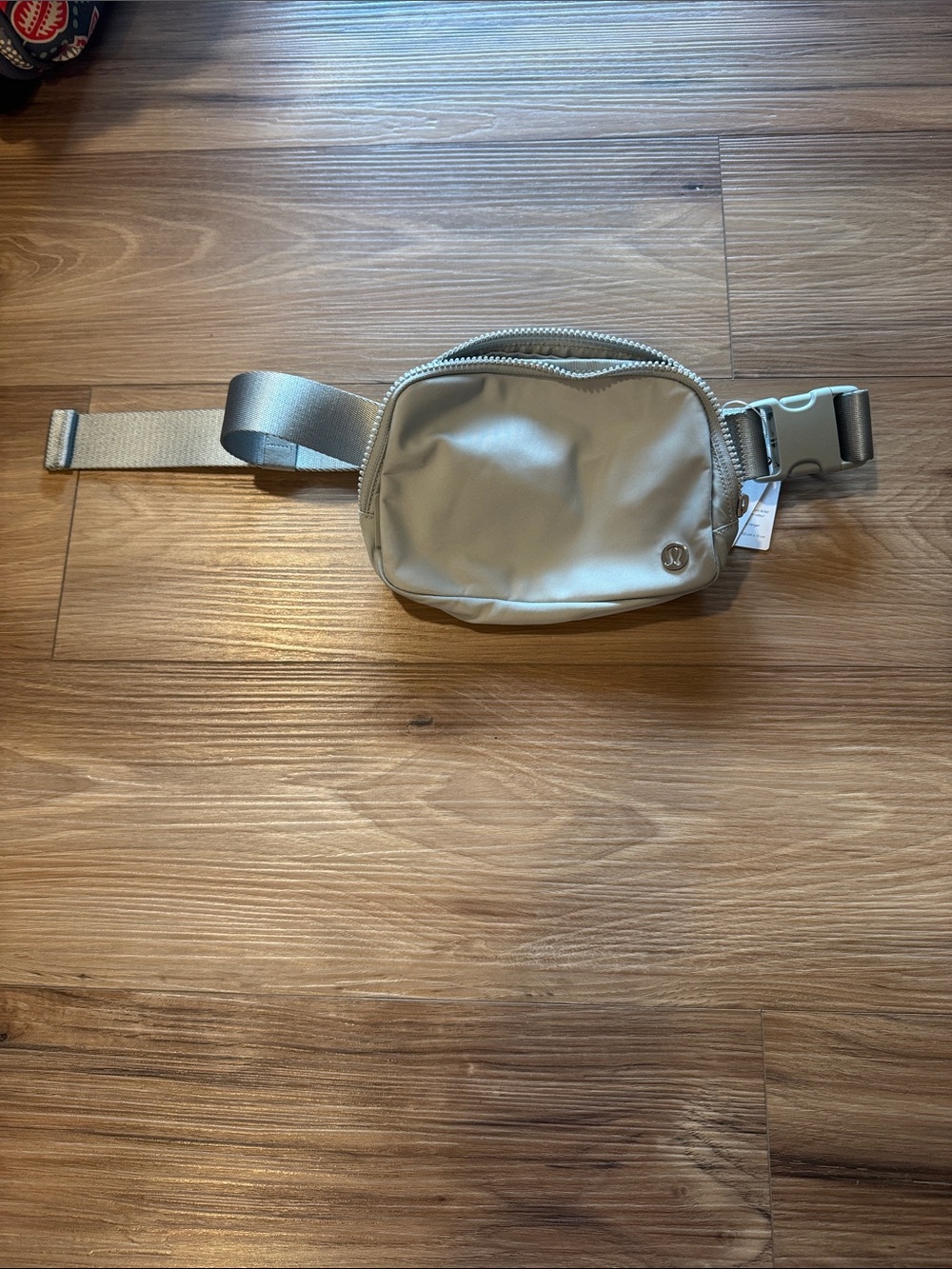 lululemon athletica Men's Belt Bag - Light Beige